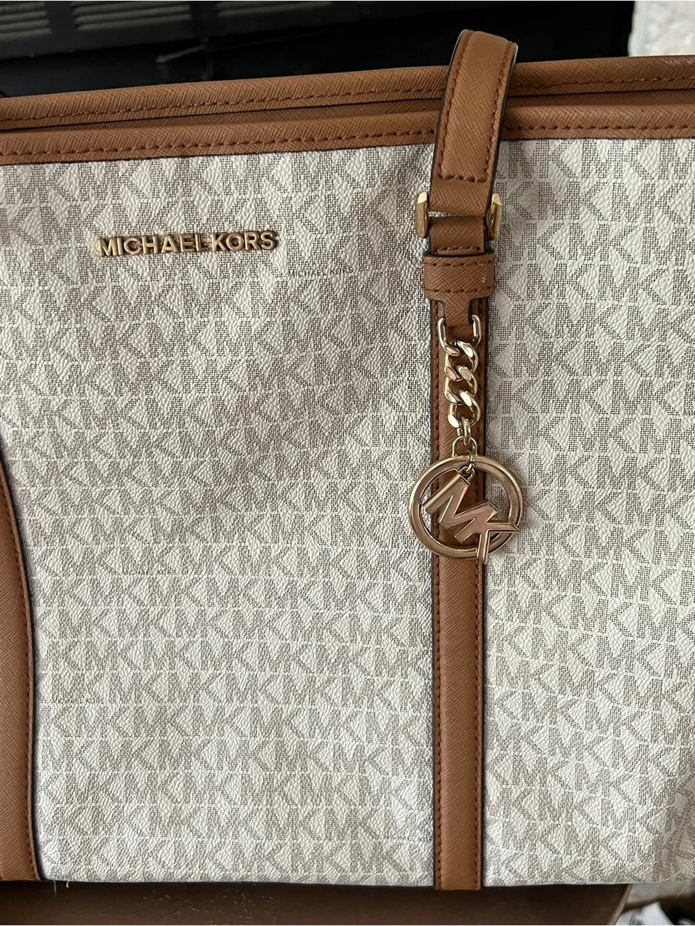 Michael Kors Vanilla Acorn Large Sady Laptop Tote Logo Tote